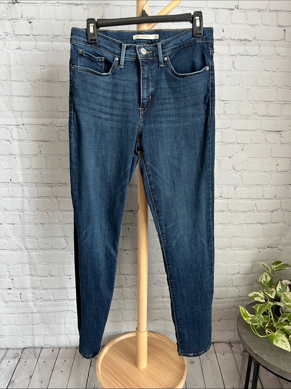 Levi's Women's 311 Shaping Skinny Dark Blue Jeans W30X30